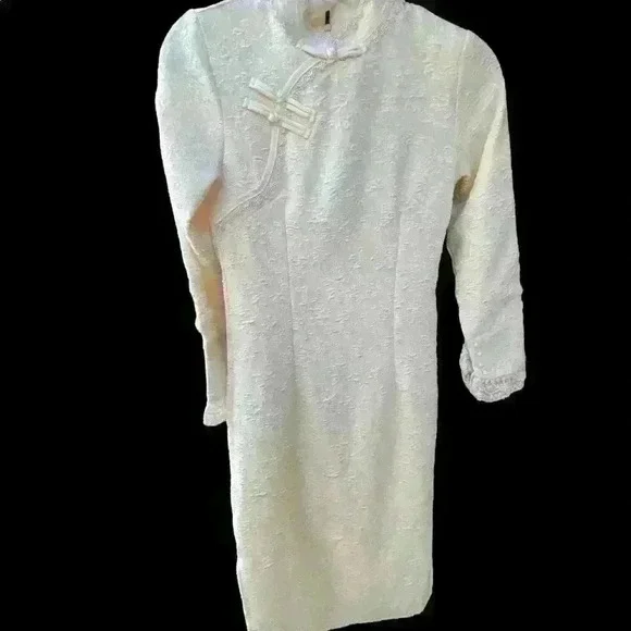 Cheongsam  Wedding Dress - Picture 4 of 12